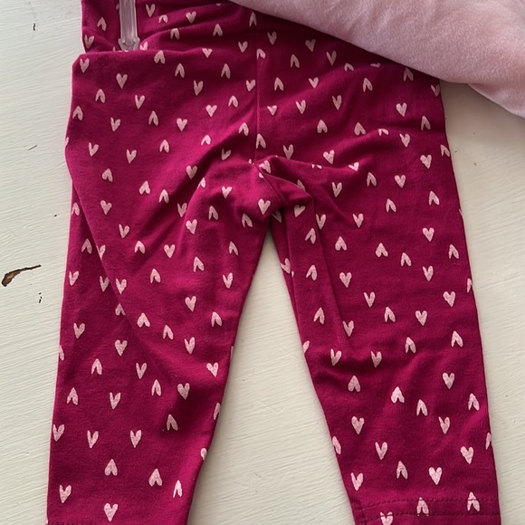 Carters, Child of Mine, lightweight, fleece top and stretch pants, size 3–6 M - Picture 3 of 5